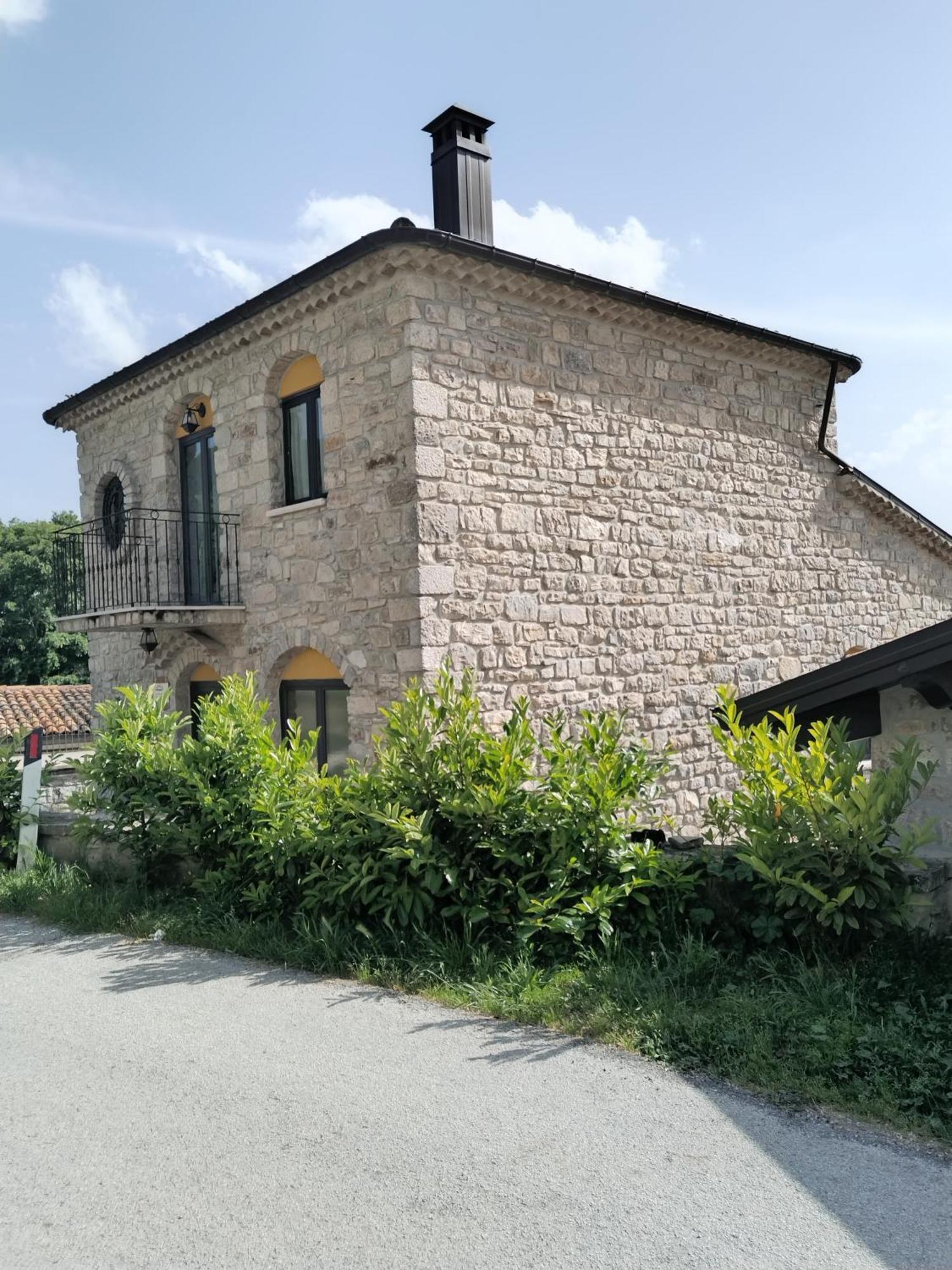 Dimora Rurale Valerio Bed and Breakfast Cercemaggiore Buitenkant foto